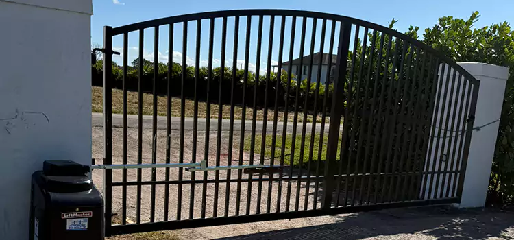 Driveway Fence Repair Crown Point